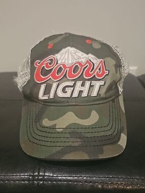 Coors Light Camouflage Trucker Hat - Green